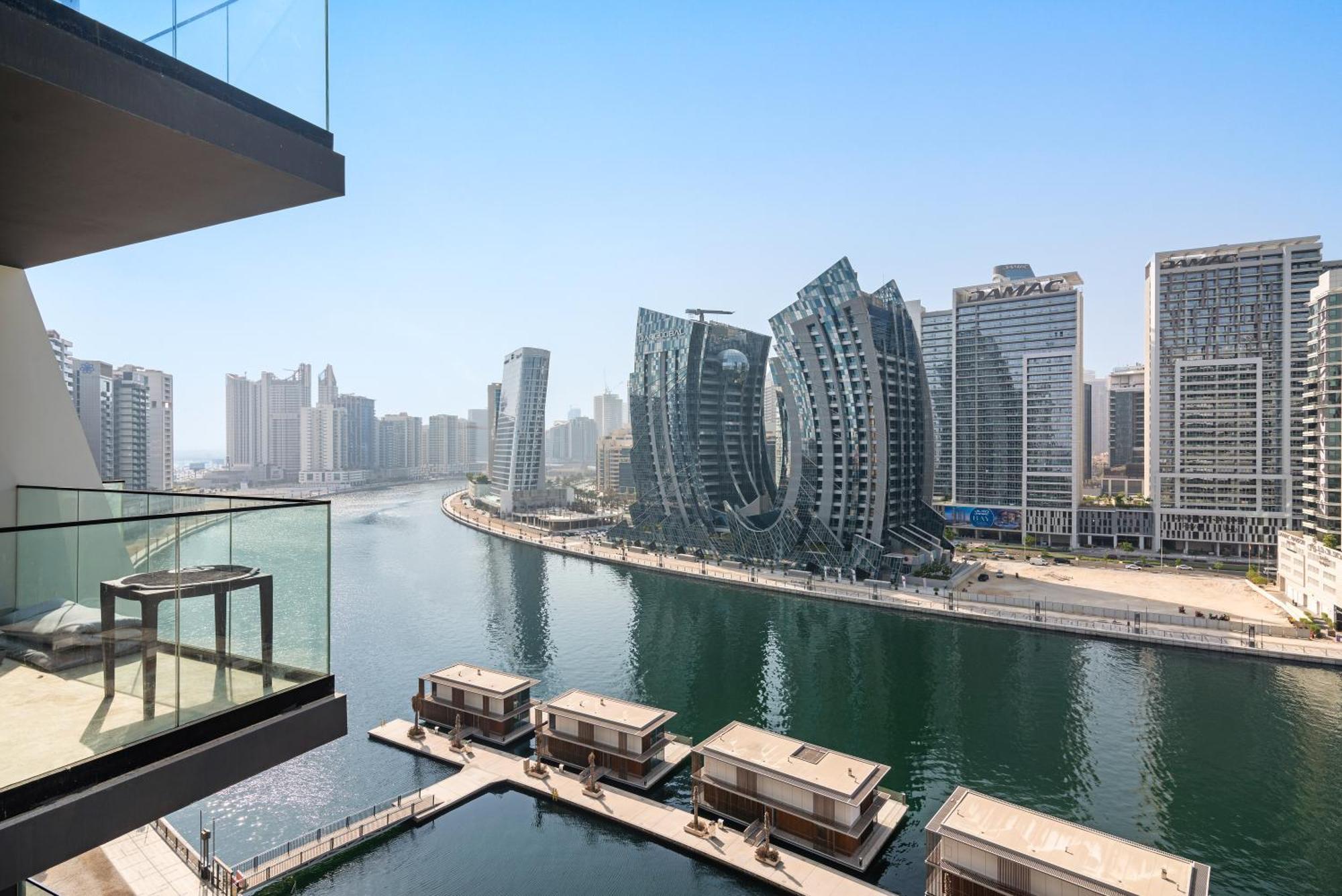 Furnished Apartment Binghatti Canal - Burj Khalifa View, Dubai Exterior photo