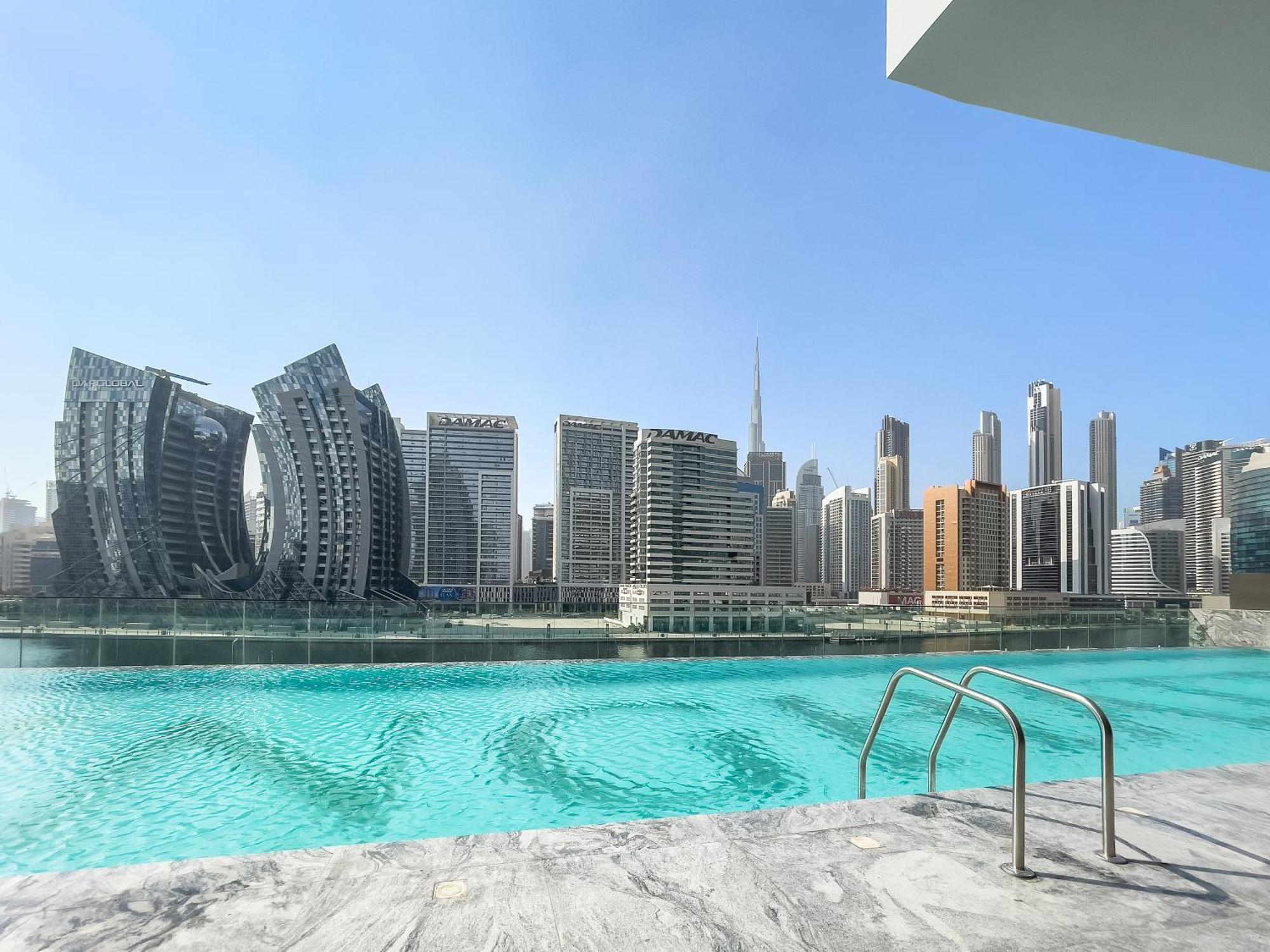 Furnished Apartment Binghatti Canal - Burj Khalifa View, Dubai Exterior photo
