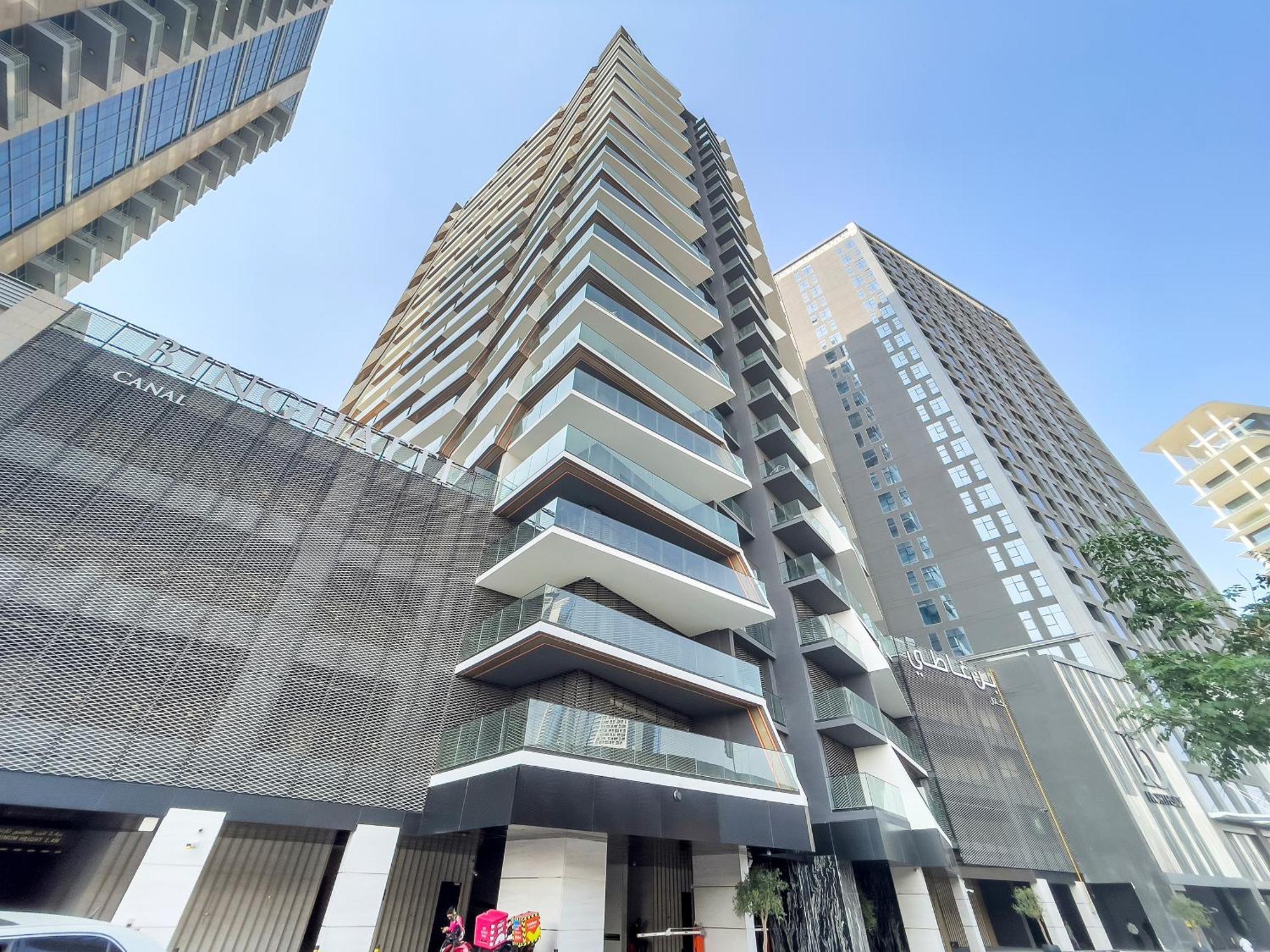 Furnished Apartment Binghatti Canal - Burj Khalifa View, Dubai Exterior photo