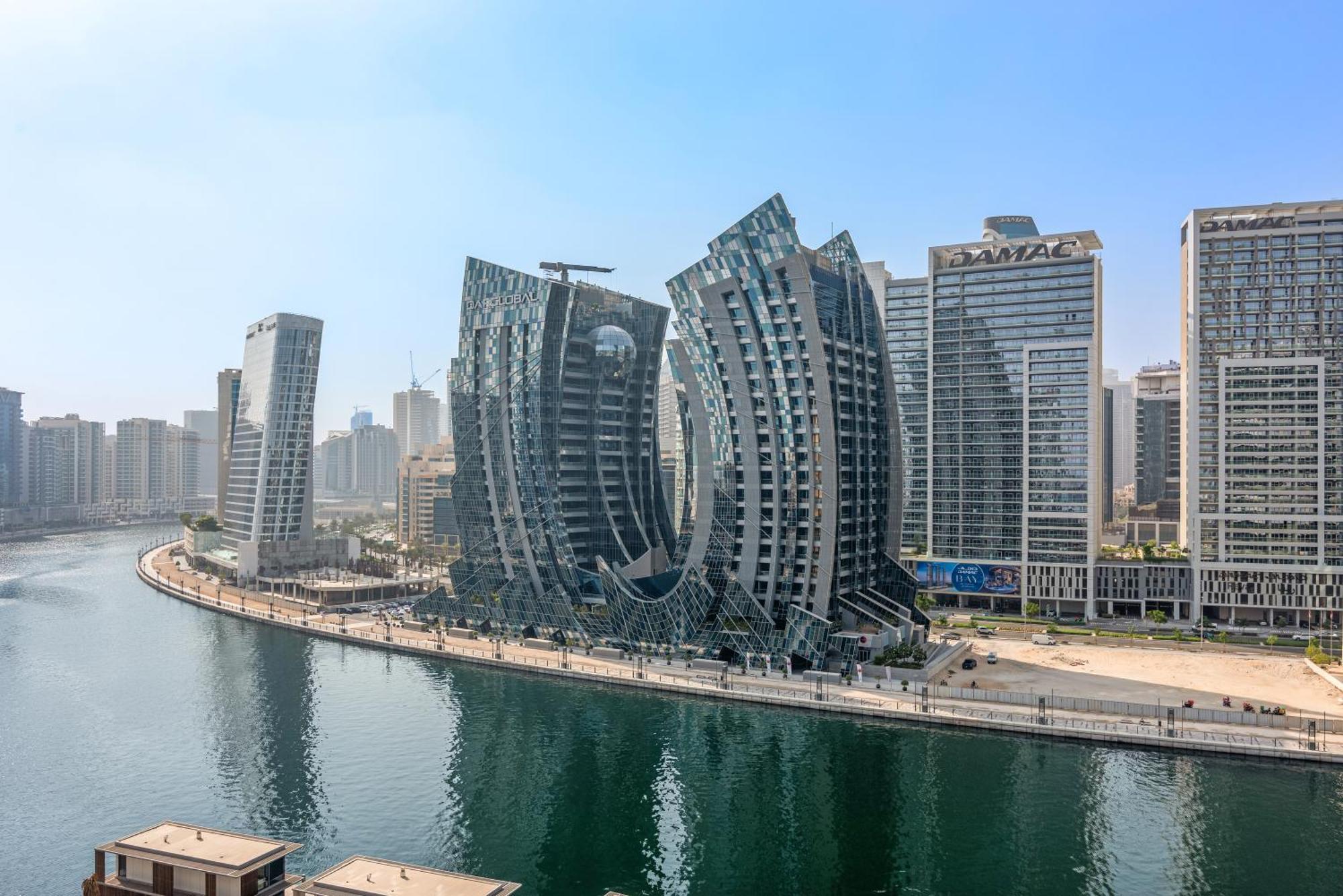 Furnished Apartment Binghatti Canal - Burj Khalifa View, Dubai Exterior photo
