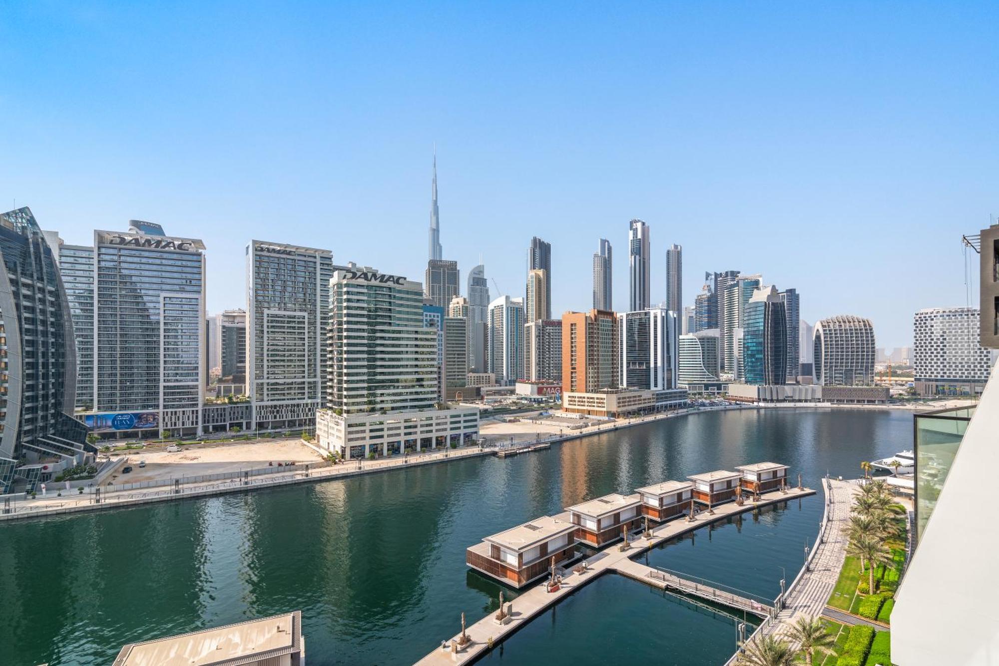 Furnished Apartment Binghatti Canal - Burj Khalifa View, Dubai Exterior photo